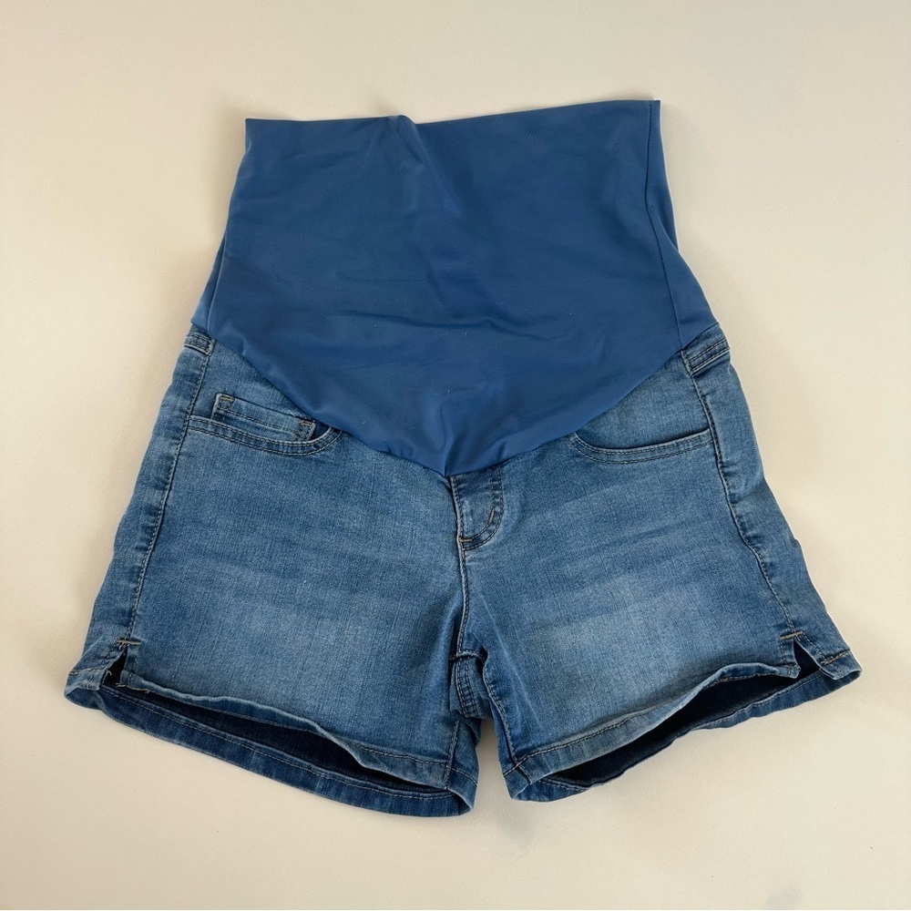 Thymes maternity shorts